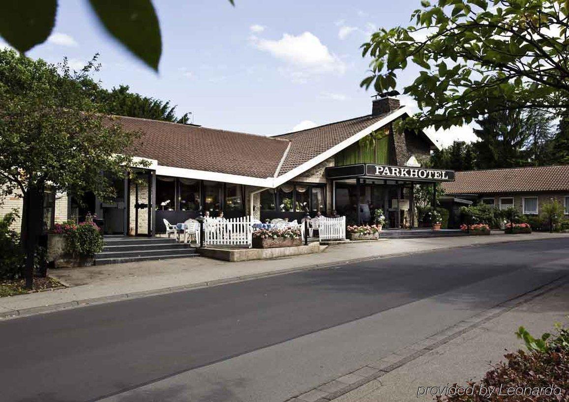 Parkhotel Щадалендорф Екстериор снимка